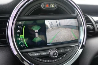 MINI Electric Mini Cooper S Electric Yours 33 kWh / Dealerauto / PANO / Harman Kardon / Camera / Stoelvw / Head up - afbeelding nr 13