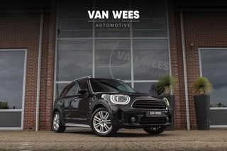 MINI Countryman 1.5 Cooper Essential | 1e eigenaar | NL auto | Driving Assistant | Camera | Sportstuur | Keyless entry | Stoelverwarming | LED | Carplay | DAB | Navigatie | PDC