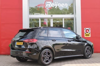 Mercedes-Benz B-Klasse Mercedes-Benz B-klasse 250e 218PK BUSINESS SOLUTION AMG NIGHT EDITION | NAVIGATIE | SFEERVERLICHTING | ACHTERUITRIJCAMERA | PARKEERSENSOREN VOOR / ACHTER | ALCANTARA / KUNSTLEDER BEKLEDING | VOORSTOELEN VERWARMBAAR | VERLICHTE INSTAPLIJSTEN | LICHTMETALEN AMG DUBBELSPAAKS VELGEN 18