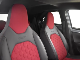 Toyota Aygo Toyota Aygo X 1.0 VVT-i MT Undercover | JBL | Parkeersensoren V+A | Stoelverwa - afbeelding nr 3