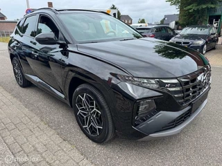 Hyundai Tucson Hyundai Tucson 1.6 T  PHEV N Line Sky 4WD  65km Electr rijden  hierna Hybride , N-Line Luxe uitvoering Panorama Schuif / Kantel dak  , Dodehoek directie , 360o camera , Navigatie , Electr voorstoelen - afbeelding nr 9
