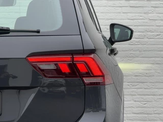 Volkswagen Tiguan Volkswagen TIGUAN 1.5 TSI Life Nieuw model Led Clima Safety pack Pdc Mooie kleur Nette auto! - afbeelding nr 32