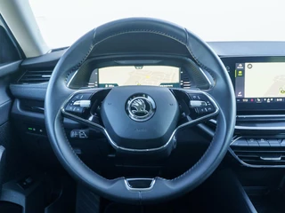 Škoda Octavia Skoda Octavia Combi 1.4 TSI iV PHEV 204pk Business Edition | Navigatie | Full LED | Trekhaak - afbeelding nr 22