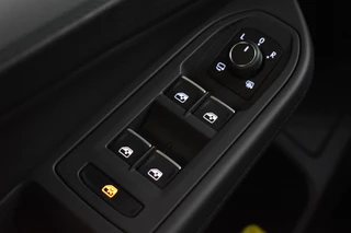 Volkswagen Golf Volkswagen Golf 1.5 TSI LIFE BUSINESS LED/NAVI/CARPLAY - afbeelding nr 23