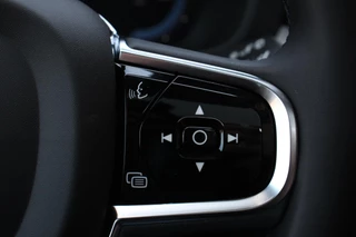 Volvo XC60 Volvo XC60 2.0 T6 Plug-in hybrid AWD Plus Dark | DEMO ! | Volvo XC60 2.0 Recharge T6 AWD Plus Dark | Nieuw ! | Leder | Navigatie | Google | Harman Kardon | Panorama dak | Lichtmetalen Velgen 19