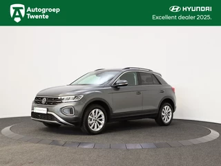 Volkswagen T-Roc Volkswagen T-Roc 1.5 TSI Life Bns | Private Lease 639,- p.m. | Navigatie | Camera - afbeelding nr 1