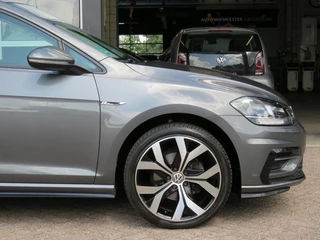 Volkswagen Golf Volkswagen Golf 1.4 TSI DSG-aut. R-Line / Navi / 18 Inch / Stoelverw. / Trekhaak / BOVAG garantie - afbeelding nr 48