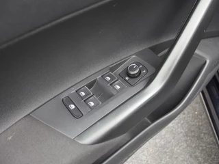 Volkswagen Polo Volkswagen Polo 1.0 TSI Comfortline CARPLAY / NAVI / AIRCO / BLUETOOTH / ACC / DAB+ / NL-AUTO - afbeelding nr 25