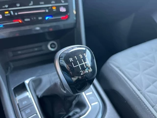 Volkswagen Tiguan Volkswagen Tiguan 1.5 TSI Life Adaptive Cruise Stuurwielverwarming CarPlay Navi Cruise Climate - afbeelding nr 17