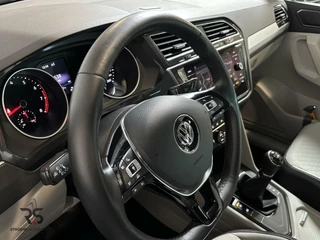 Volkswagen Tiguan Volkswagen Tiguan Comfortline Buss. | Navi | ACC | PDC | DAB+ | Clima | CarPlay | Org. NLD. | - afbeelding nr 23