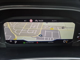 Volkswagen T-Roc Volkswagen T-Roc 1.5 TSI Style | Navi | Virtual Cockpit | Trekhaak - afbeelding nr 24