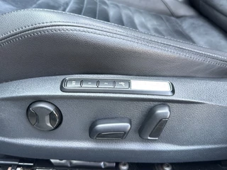 Volkswagen Passat Volkswagen Passat Variant 1.4 TSI DSG GTE PANO-DAK/LEDER/TREKHAAK/360CAMERA/AMBIENTE+ - afbeelding nr 25