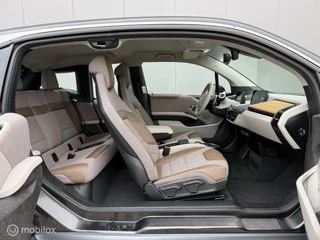 BMW i3 BMW i3 120Ah 42 kWh - warmtepomp - BMW dealer onderhouden - afbeelding nr 16