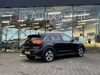 Kia e-Niro Kia e-Niro ExecutiveLine 64kWh Clima Cruise Leder Dealer NAP - afbeelding nr 10