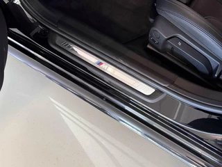 BMW 3 Serie BMW 3-serie Touring 330e 293pk M-Sport High Executive | Laser LED | Carplay | Adaptive cruise | Trekhaak - afbeelding nr 37