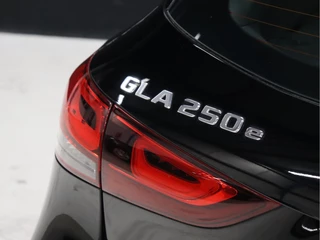 Mercedes-Benz GLA [MEMORY SEAT, SCHUIFDAK, APPLE CARPLAY, ANDROID, CAMERA, SFEERLICHT, NIEUWSTAAT] - afbeelding nr 25