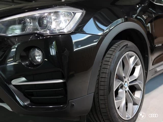 BMW X4 BMW X4 xDrive20i xLINE / HEADUP / LEDER / TREKHAAK / 19