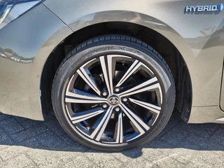 Toyota Corolla Touring Sports Toyota Corolla Touring Sports 1.8 Hybrid Dynamic Bi-Tone | Trekhaak | Head-Up Display | Stoel- - afbeelding nr 41
