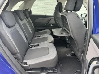 Citroën C4 Picasso Citroen C4 PICASSO 1.2 PureTech Feel Automaat Cruise control Climate control Apple Carplay Achteruitrijcamera Panorama - afbeelding nr 45