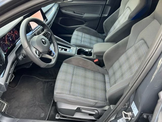 Volkswagen Golf / Stoelverwarming / Matrix LED / Apple CarPlay - afbeelding nr 4