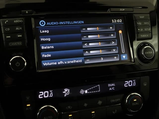 Nissan QASHQAI Nissan Qashqai 1.2 N-Connecta | Panoramadak | Trekhaak |  360 Camera | Navigatie | Bluetooth | Climate control | Cruise control - afbeelding nr 24