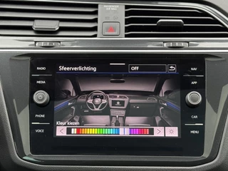 Volkswagen Tiguan Volkswagen Tiguan 1.5 TSI R-Line Business+ Pano|Leder|Ad.Cruise|IQ Matrix| - afbeelding nr 24