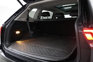 Volkswagen Tiguan Allspace Trekhaak, Leer, 360 Camera, Panoramadak, Stoelverwarming, Memory Seat - afbeelding nr 18