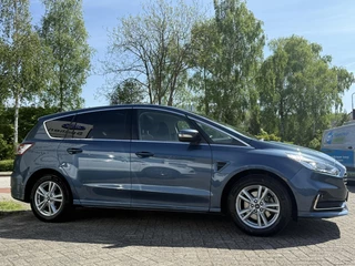 Ford S-Max Ford S-Max 2.5 FHEV Titanium 7pers 190pk | Panoramadak | Achteruitrijcamera | Stoelverwarming | Ambient Lightning | SYNC 3 Navigatie - afbeelding nr 2