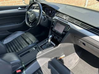 Volkswagen Passat Volkswagen Passat Variant 1.4 TSI GTE Leer/Digitaal Dashbord/Pdc/Ecc/ - afbeelding nr 13