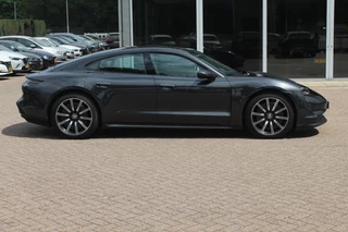 Porsche Taycan Porsche Taycan 4S Performance 84 kWh / SoH 90% / Panoramadak / Camera / Luchtvering / Achterasbesturing / 20'' / Bose / Sportchrono / ACC / Stuurverwarming / Warmtepomp / DAB / Stoelverwarming - afbeelding nr 6