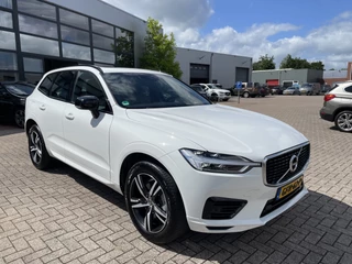 Volvo XC60 Navigatie Panoramadak Luchtvering Camera Head Up Display Leder Dashboard Carplay Elek. Stoel 19 Inch Velgen Stoelverwarming Standkachel On Call 1e Eigenaar Plug In Hybride BTW Auto - afbeelding nr 7