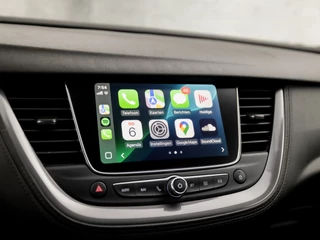 Opel Grandland X Automaat (APPLE CARPLAY, GROOT NAVI, CLIMATE, LED KOPLAMPEN, LEDER, KEYLESS, SPORTSTOELEN, TREKHAAK, CRUISE, LANE ASSIST, NIEUWSTAAT) - afbeelding nr 8