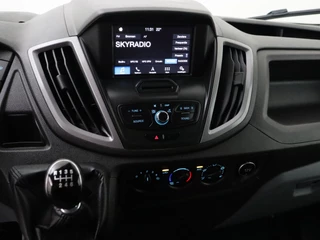 Ford Transit Ford Transit 2.0TDCI L2H2 Imperiaal | Trekhaak | Navigatie | Camera | 3-Persoons | Airco | Cruise - afbeelding nr 16
