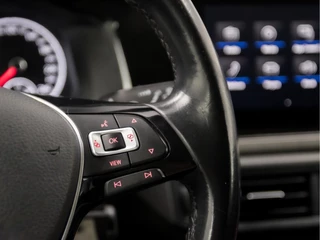 Volkswagen Polo Volkswagen Polo 1.0 TSI Sportline (APPLE CARPLAY, GETINT GLAS, PARKEERSENSOREN, SPORTSTOELEN, ADAPTIVE CRUISE, LED ACHTERLICHTEN, NIEUWE APK, NIEUWSTAAT) - afbeelding nr 20