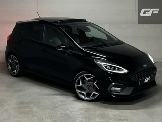 Ford Fiesta Ford Fiesta 1.5 EcoBoost ST-3 Performance Pano Recaro B&O CarPlay - afbeelding nr 2
