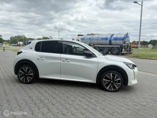 Peugeot e-208 Peugeot e-208 EV GT 350 50 kWh panorama dak Pearl White INCL BTW - afbeelding nr 6