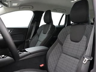 Volvo V60 Volvo V60 T6 PLUG-IN HYBRID ESSENTIAL EDITION 18INCH STOELVERWARMING V+A G - afbeelding nr 14