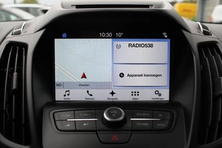 Ford Kuga Ford Kuga 1.5 EcoBoost Vignale | Trekhaak Afneembaar 2000KG | Cruise Control | Navigatie | Climate Control | Lichtmetalen Velgen | - afbeelding nr 32