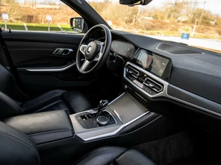 BMW 3 Serie BMW 3-serie Touring 320d 191PK Aut M-Sport Panoramadak Leder HUD Origineel NL - afbeelding nr 16