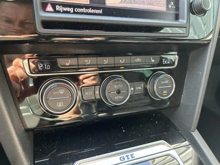 Volkswagen Passat Volkswagen Passat Variant 1.4 TSI GTE Leer/Digitaal Dashbord/Pdc/Ecc/ - afbeelding nr 11
