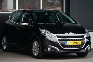 Peugeot 208 Peugeot 208 1.2 PureTech Blue Lease Executive, CarPlay, PDC - afbeelding nr 20