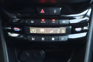 Peugeot 208 Peugeot 208 1.2 PureTech GT-line 110 pk Carplay|Cruise|Camera|Ecc|Navi|Lmv|Cruise - afbeelding nr 11