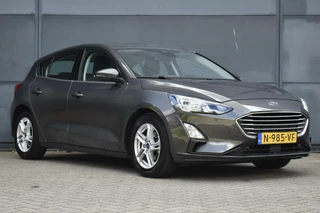 Ford Focus Ford Focus 1.0 EcoBoost Hybrid Trend Edition Business|1e Eigenaar|CAMERA|PDC|CARPLAY|NAVI|CRUISE - afbeelding nr 21