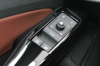 Volkswagen ID.4 Volkswagen ID.4 First 77 kWh - SOH 94% - CruiseControl - Parkeercamera - afbeelding nr 14