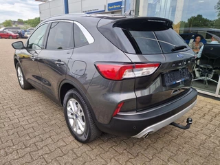 Ford Kuga Ford Kuga 2.5 PHEV Titanium 225pk | Winterpack | Trekhaak | 1.500kg geremd | Camera - afbeelding nr 3