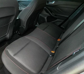 Ford Focus Ford Focus Wagon 1.0 EcoBoost Hybrid ST Line Business - afbeelding nr 9