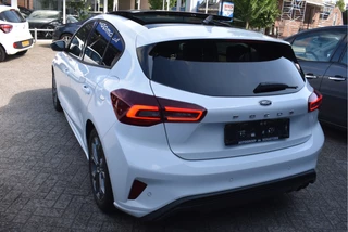 Ford Focus Ford Focus 1.0 EcoBoost Titanium X Business , ST LINE ,PANORAMAK,BOEKJE,NAP EN ONDERHOUDSHISTORIE - afbeelding nr 20