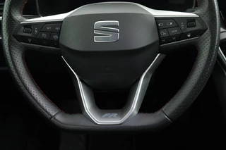 SEAT Leon SEAT Leon 1.0 TSI FR Launch Edition | Carplay |  Stoel & stuurverwarming | Adaptive cruise | Camera | Full LED | Keyless | Navigatie | Park Assist - afbeelding nr 8