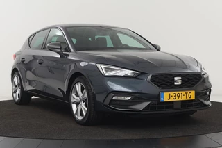 SEAT Leon SEAT Leon 1.0 TSI FR Launch Edition | Carplay |  Stoel & stuurverwarming | Adaptive cruise | Camera | Full LED | Keyless | Navigatie | Park Assist - afbeelding nr 31