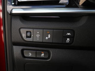 Kia e-Niro Kia e-Niro ExecutiveLine 64 kWh I 3-Fase I Schuifdak I Leder I JBL - afbeelding nr 20